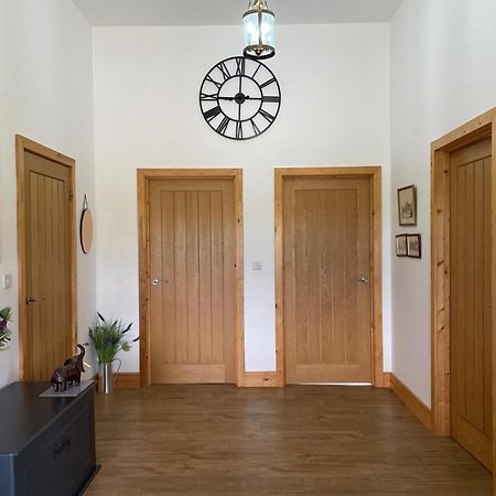 King Richard'S Luxury Lodge - Sleeps Up To 8 ,Dog Friendly ,Near Sherwood Forest At Fairview Farm In Nottingham Set In 88 Acres And Great For Groups,Family Gatherings,Corporate Events Eksteriør bilde