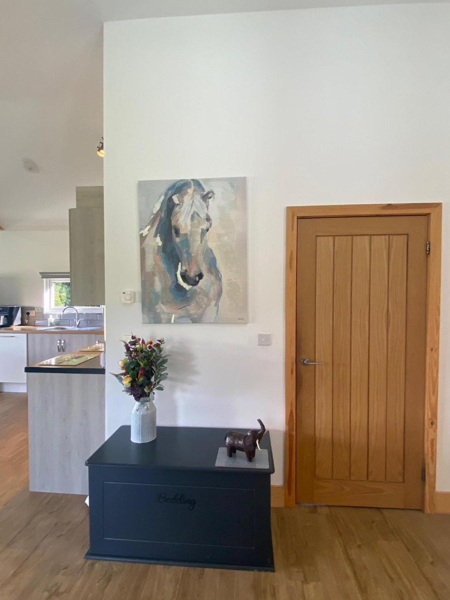 King Richard'S Luxury Lodge - Sleeps Up To 8 ,Dog Friendly ,Near Sherwood Forest At Fairview Farm In Nottingham Set In 88 Acres And Great For Groups,Family Gatherings,Corporate Events Eksteriør bilde